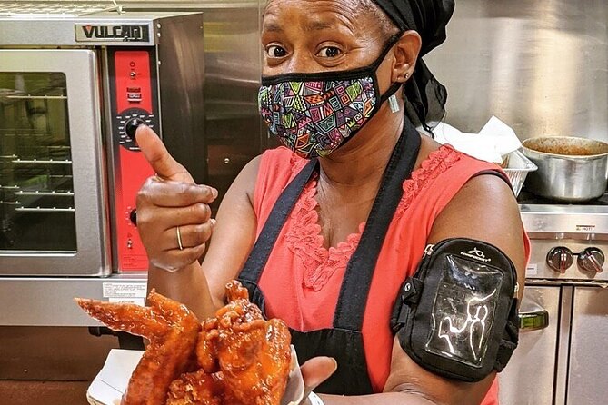 The Wing Ride: The Hidden History of Chicken Wings Food Tour - Riding through Buffalo instead of sitting at a restaurant