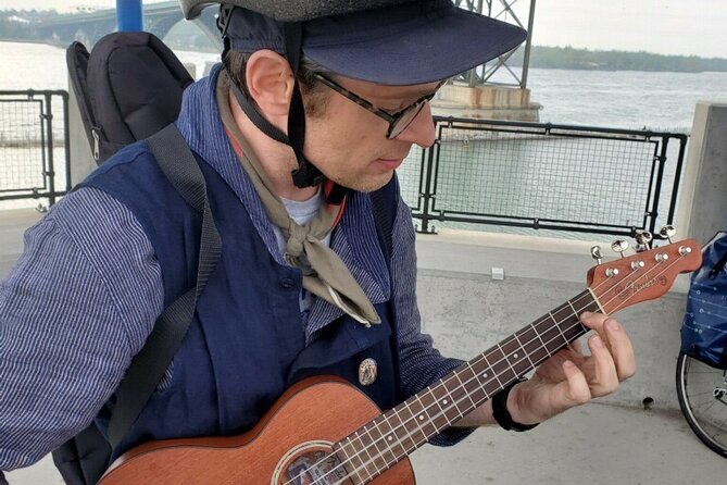 The Wing Ride: The Hidden History of Chicken Wings Food Tour - The Buffalo Bike Tours debrief and possible singing