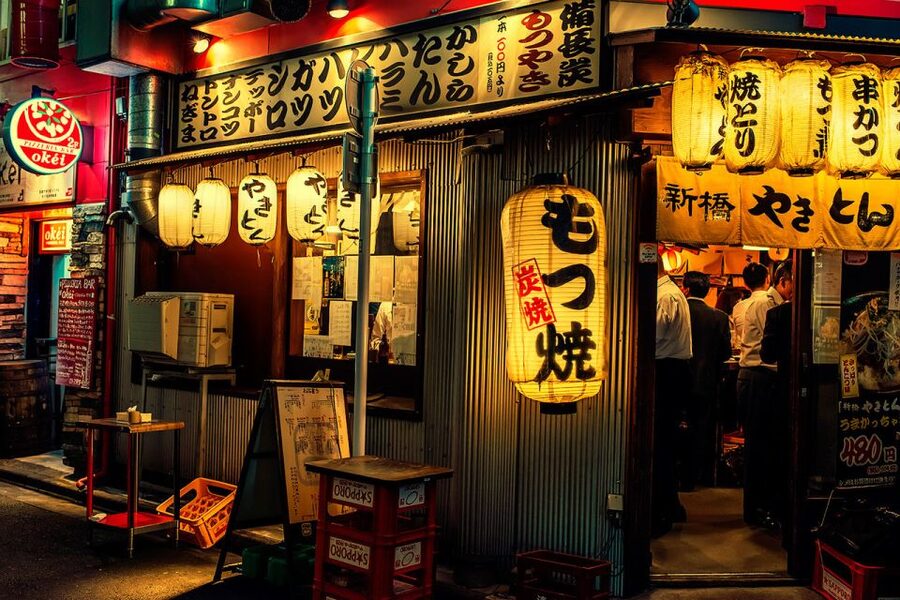 Tokyo: 3-Hour Food Tour of Shinbashi at Night - What you eat, from ramen to dessert