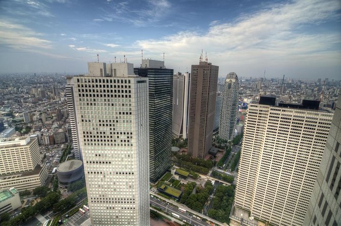Tokyo Night Foodie Tour in Shinjuku - Seasonal Sushi, Wagyu Beef - Key things to know before you book