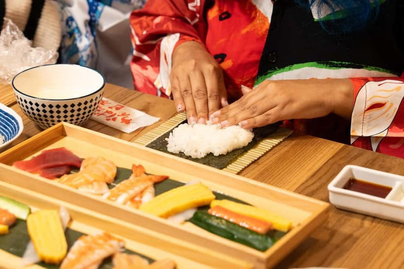 Tokyo: Sushi Making Class in a Happi Coat near a Famous Spot - FAQ