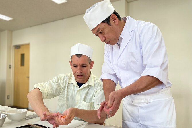 Tokyo Sushi Making Class in Tsukiji with Professional Chef - From Tsukiji market streets to the classroom