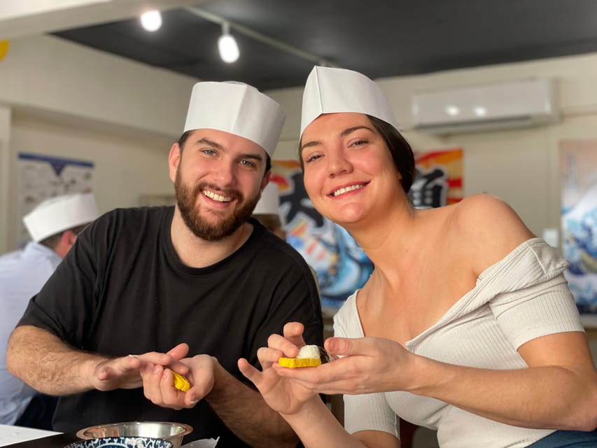 Tokyo: Sushi Making with Pro Chef & Tsukiji Fish Market Tour - The lunch value at $101