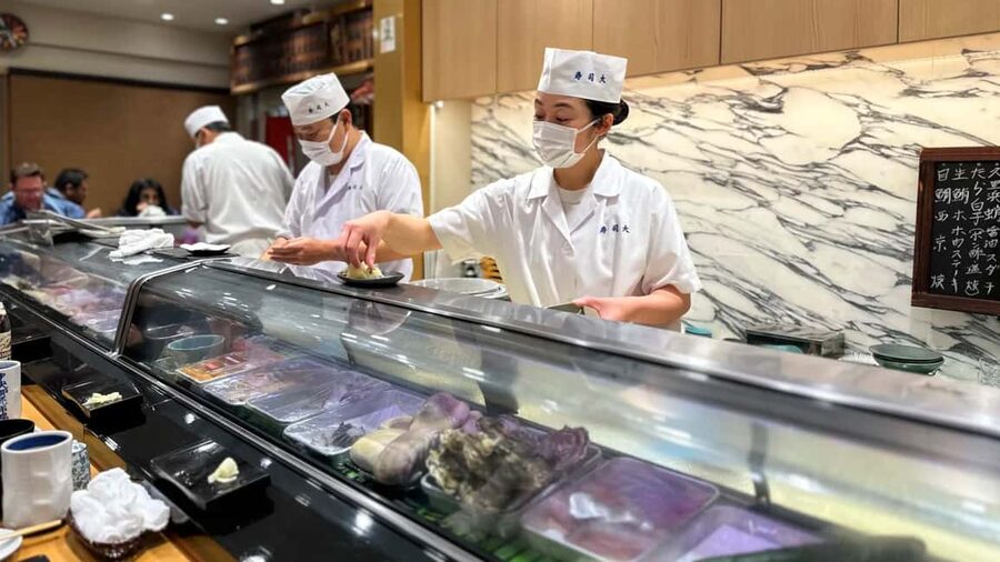 Tokyo: Toyosu Tuna Auction &Tsukiji Market Gourmet Adventure - Practical Ways to Make the Morning Better