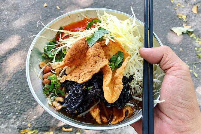 Top Notch Street Food Motorbike Tour In Ho Chi Minh City - Why the motorbike changes the food tour