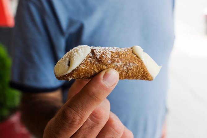Top Rated Brooklyn Half-Day Food, History & Culture Tour via bus - The Brooklyn Bridge Finish