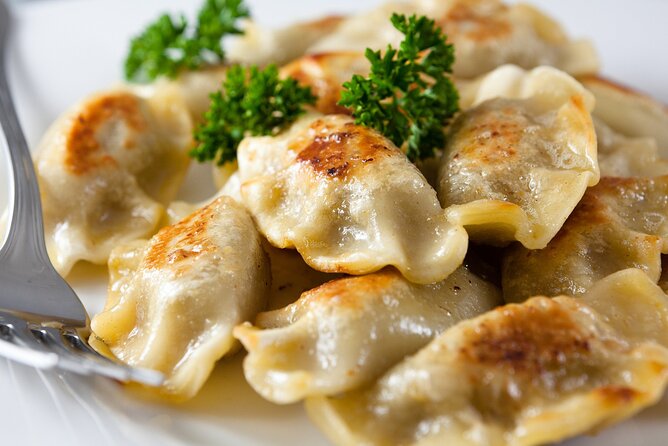 Top Rated Brooklyn Half-Day Food, History & Culture Tour via bus - What You Actually Eat