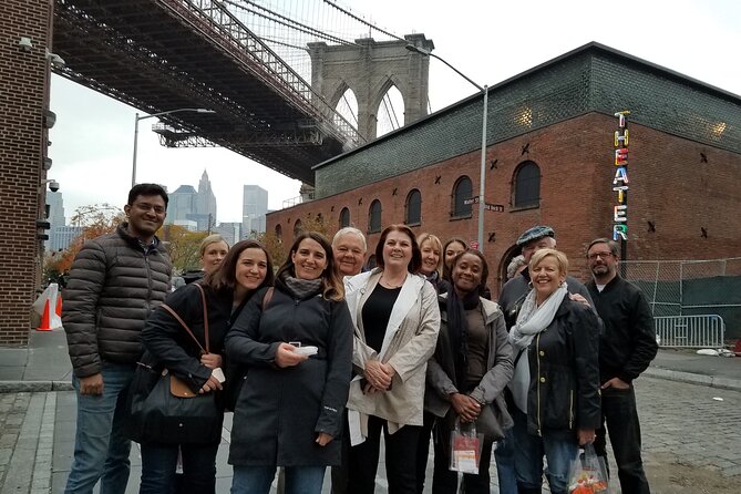 Top Rated Brooklyn Half-Day Food, History & Culture Tour via bus - Williamsburg: Two Brooklyns in One Stop