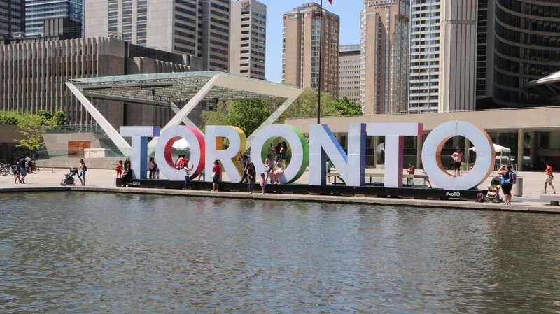 Toronto: Kensington Market International Food Tour - Finishing near FIKA Cafe