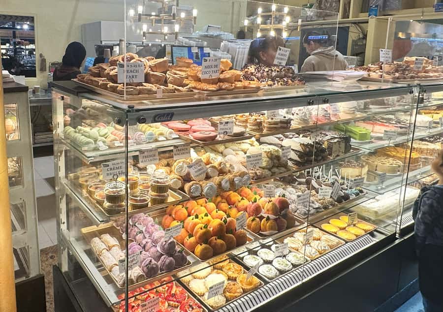 Toronto: St Lawrence Market Food Tour with 6 Tastings - Butter tarts at the end