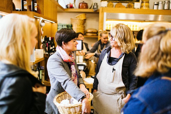 Toulouse Victor Hugo Market Small Group Tasting Tour - How the guides shape the experience