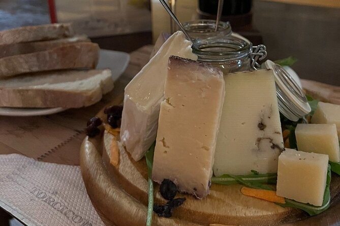 Trastevere Like a Local Food Tour with 7+ Food Tastings & Wines - How much value do you get for $130.66?