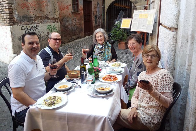 Trevi Fountain, Pantheon, and Campo Dei Fiori Market Food and Wine Tour - Gelato and the final walk to Trevi Fountain