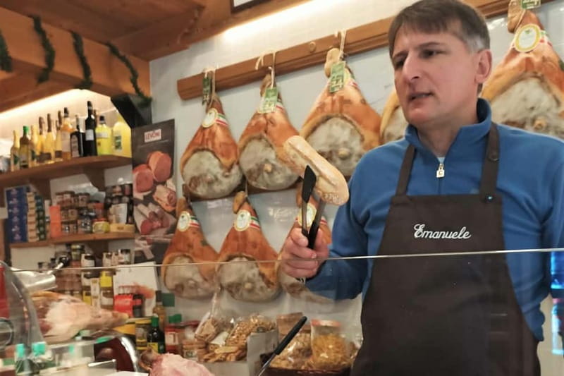 Trieste: Guided Foodie Walking Tour - How the tiny group changes the experience