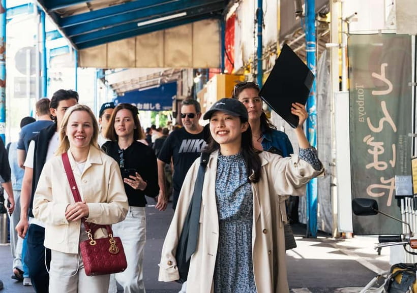 Tsukiji Fish Market: Street Food & Culture Walking Tour - Guides, Group Size, and the Pace of the Walk