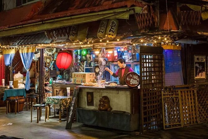 Umami Town Street Food Tour - Kuromon Market, Osaka’s food corridor