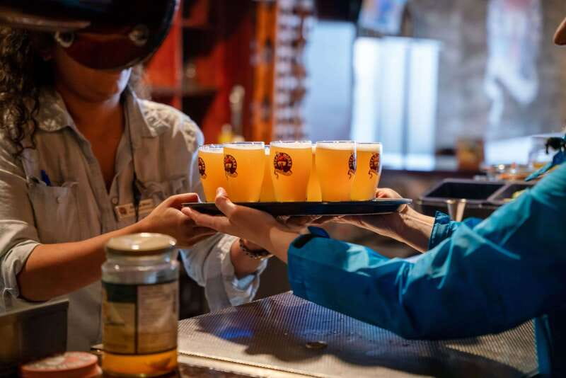 Vancouver: Gastown Historical Walking Food Tour - Who will enjoy this Gastown food tour?