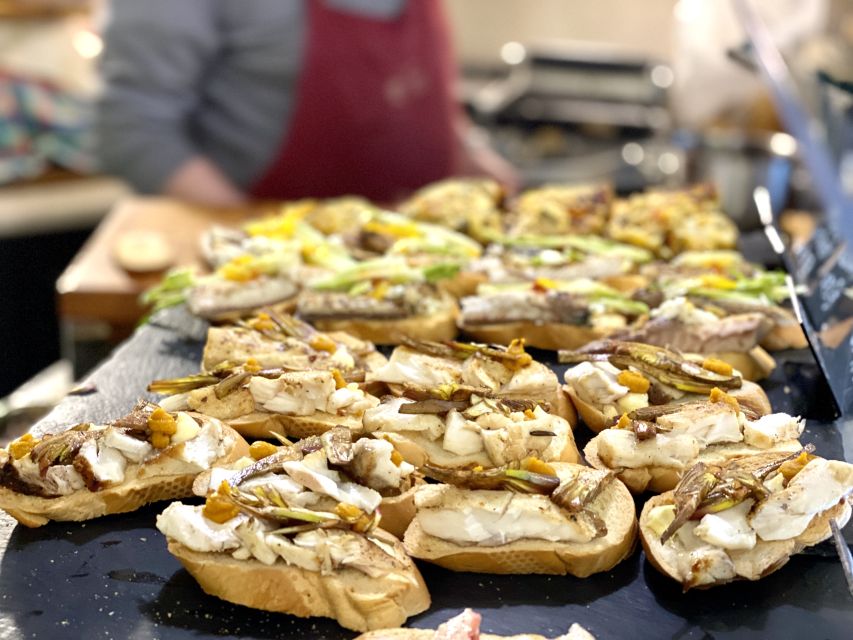 Venice: Street Food Tour with a Local Guide and Tastings - Campo San Polo and Basilica dei Frari