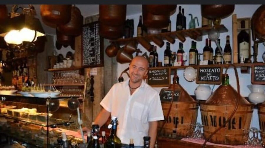 Venice: Sunset Walking Tour with Food and Wine Tastings - Key points to know before you book