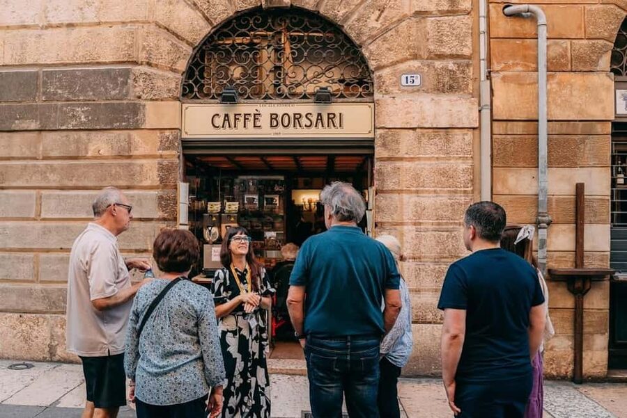 Verona: Food and Wine Tasting Walking Tour - Why Verona makes such a good food-walking city