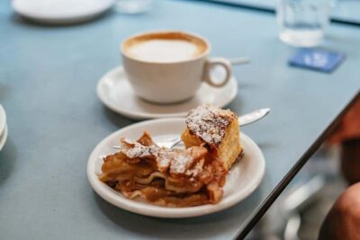 Vienna: Guided Foodie Walking Tour with Tastings and Coffee