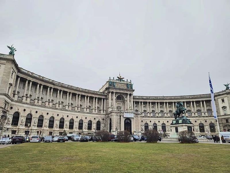 Vienna: The Ultimate Full Meal Austrian Food Tour - Finishing with Kaiserschmarrn and Viennese café culture
