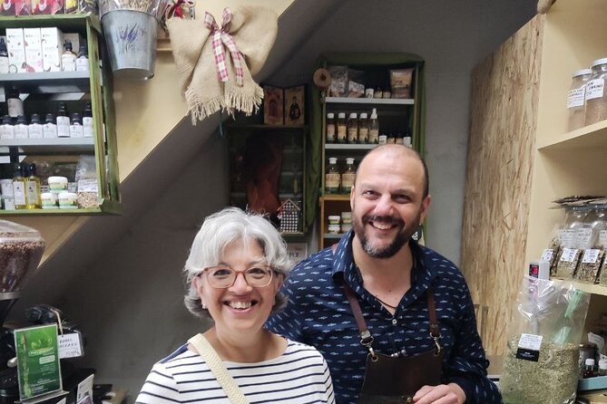 Walking “Food tasting tour” in the town of Chania - Handmade Cretan knives and small-shop Chania