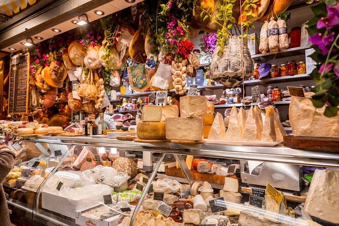Walking Food Tour of Florence with Tastings and Wine - Guides make the difference