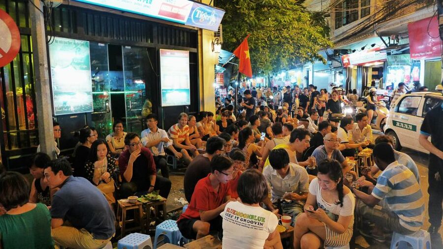 Weekend Hanoi Night Market & Street Food Tour - What the $30 Price Buys You