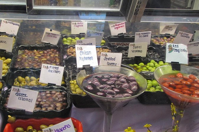 West Side Market Food Tour - Architecture and Cleveland stories between bites